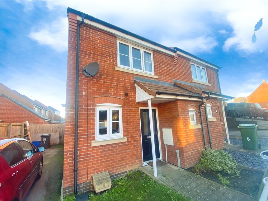 House Gifford Close in Charnwood