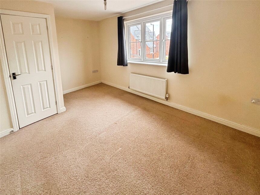 House Gifford Close in Charnwood