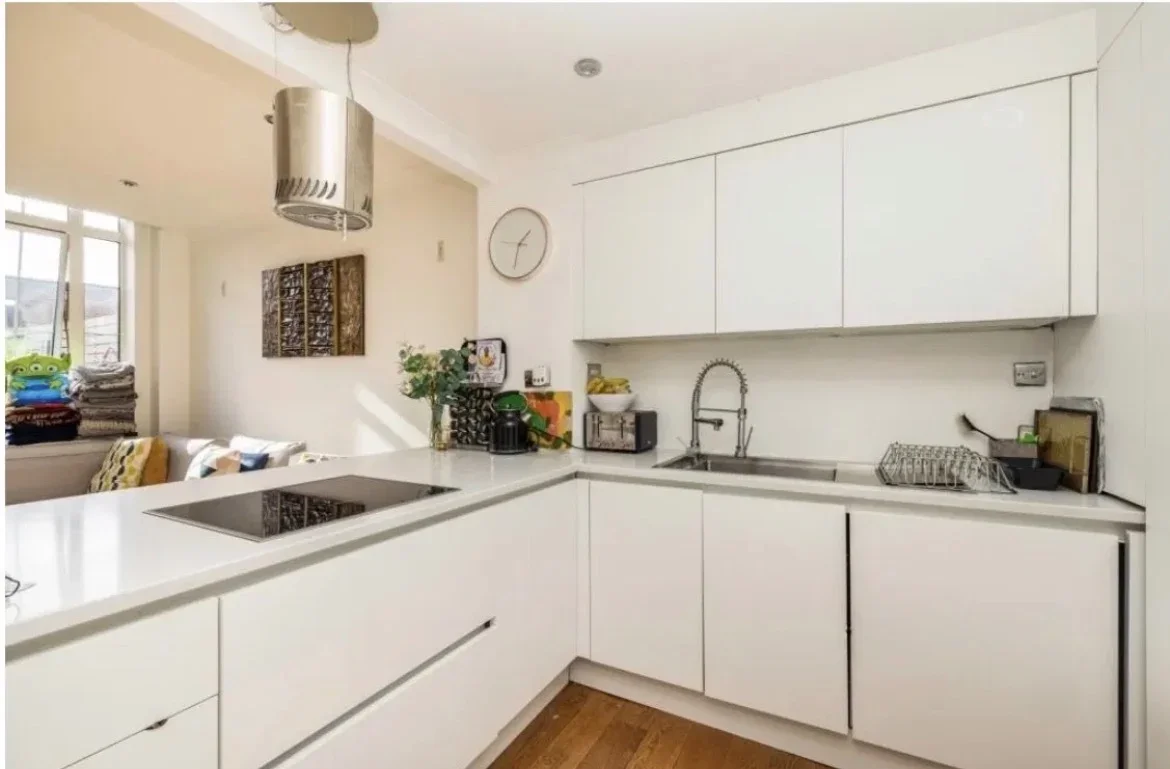 Flat Grange Yard in Greater London