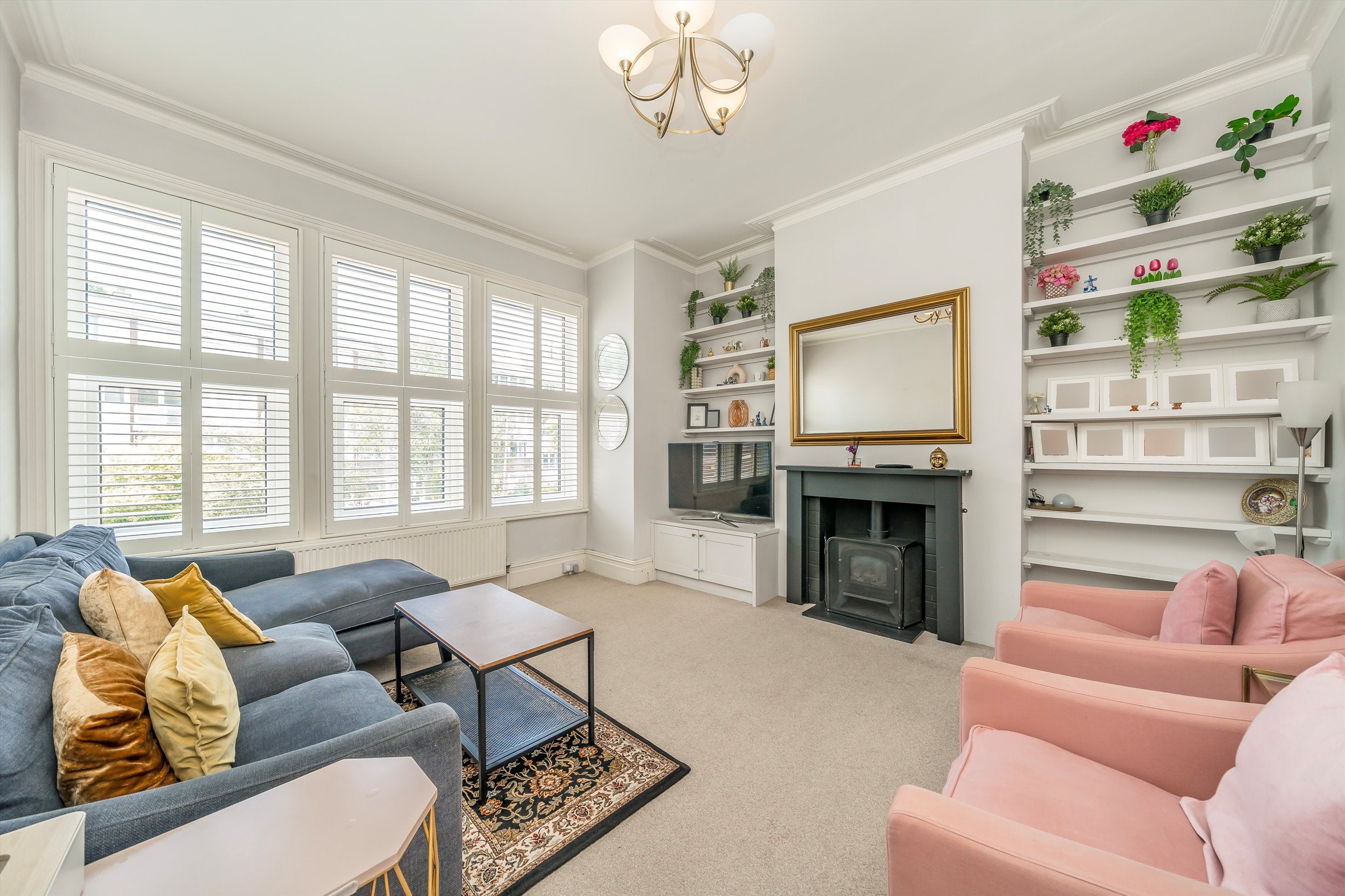 Flat Franciscan Road in Greater London