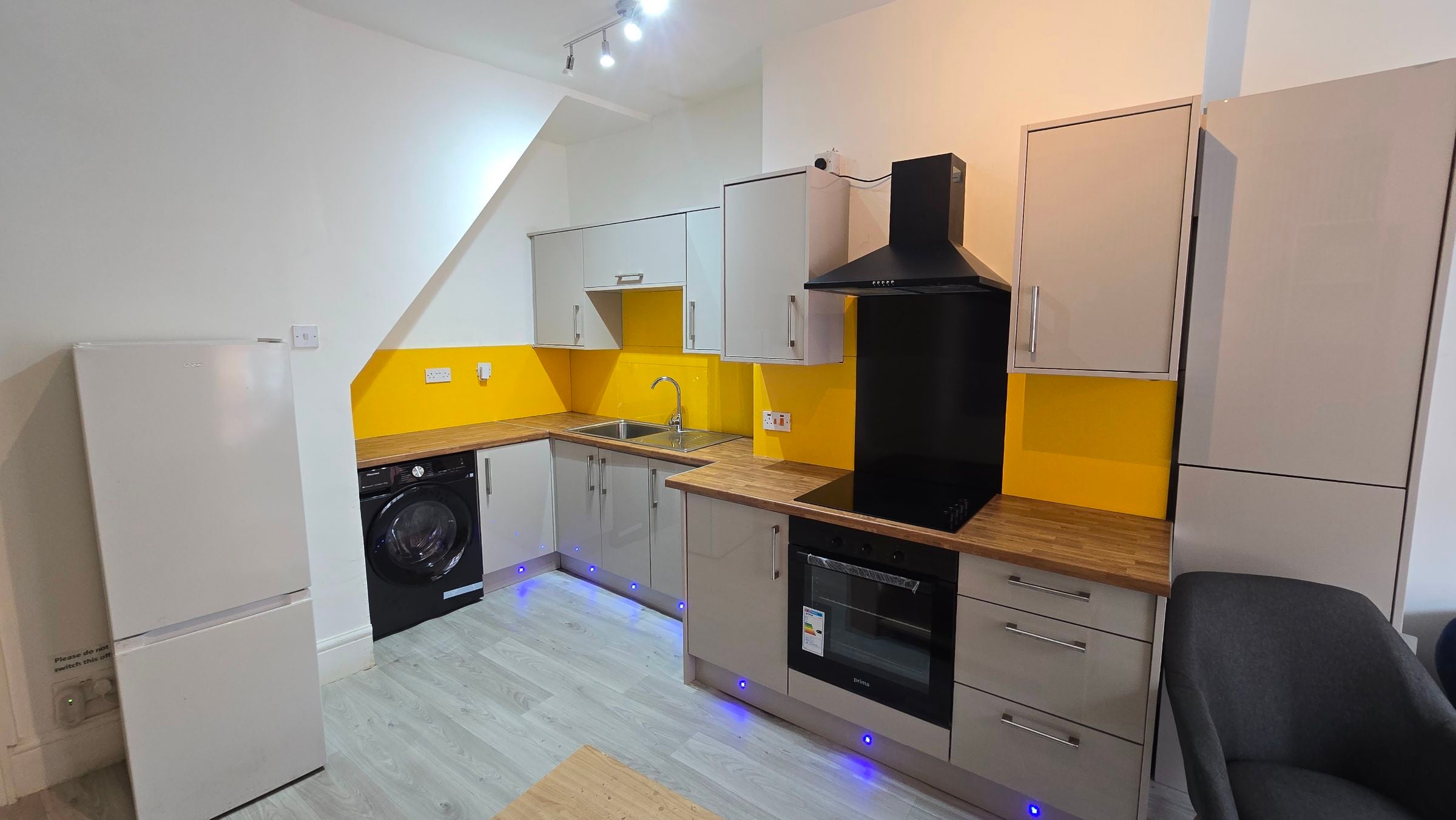 Flat Wilmslow Road in Manchester