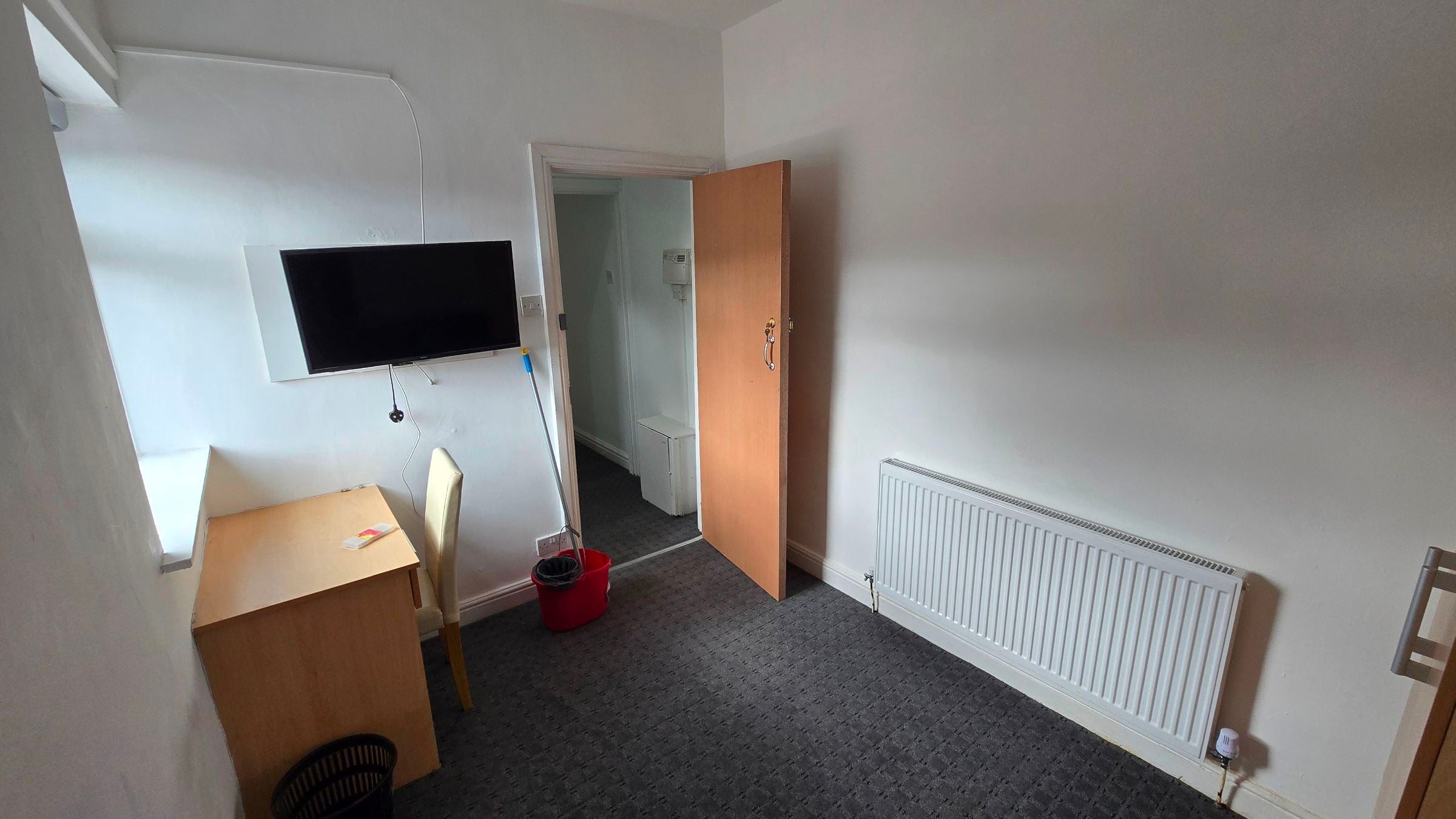 Flat Wilmslow Road in Manchester