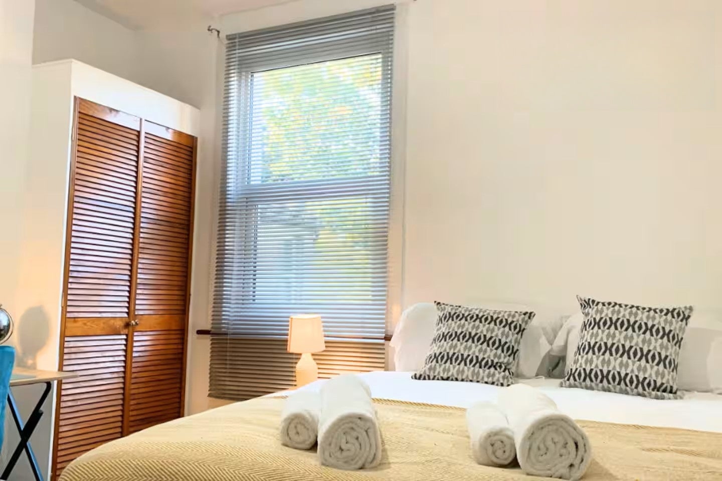 Room Lower Boston Road in Greater London