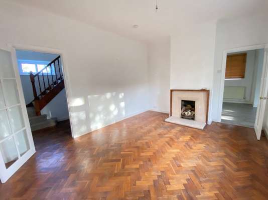 House Hill Crescent in Greater London