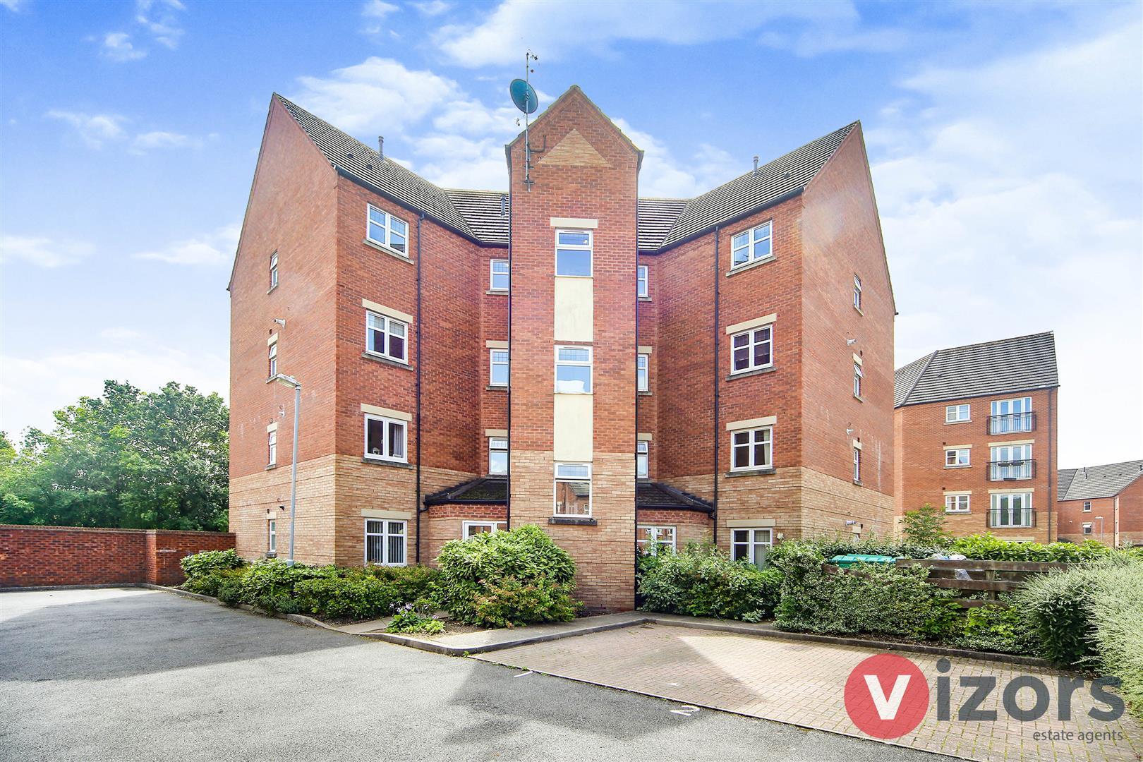 Flat Alder Carr Close in Redditch