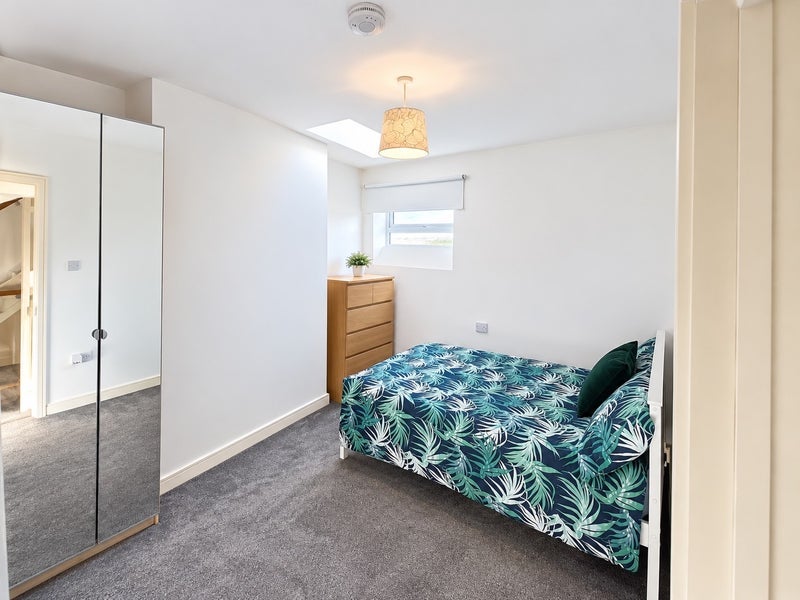 Room Pill Street in Penarth