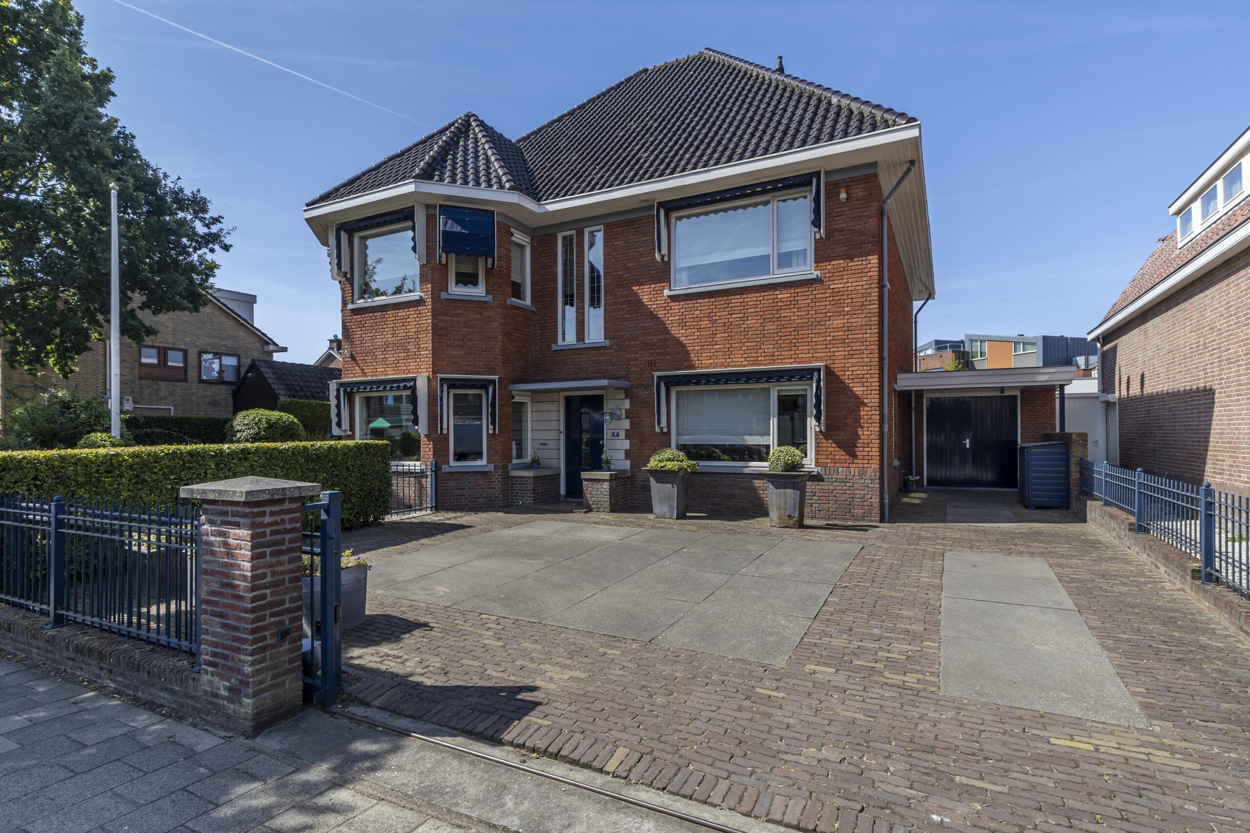 Hoekwoning te koop: Kerklaan 10A, Wateringen