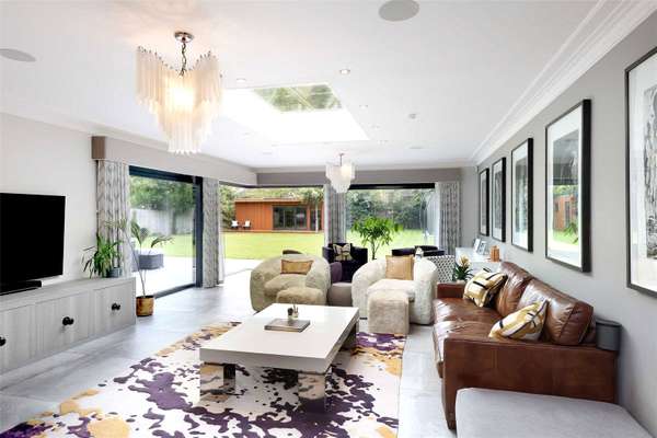 House Penn Road in Beaconsfield