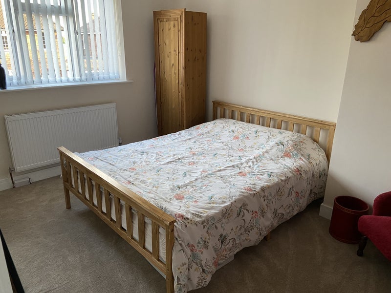 Room Queens Road in Eton