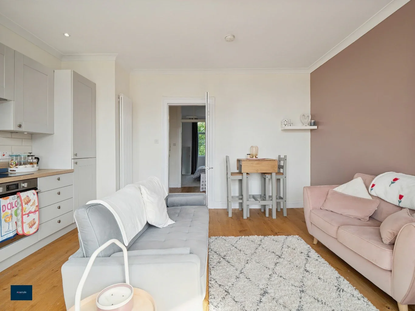 Flat Thornwood Avenue in Glasgow