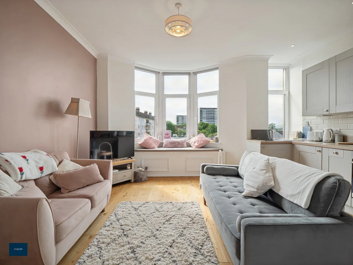 Flat Thornwood Avenue in Glasgow