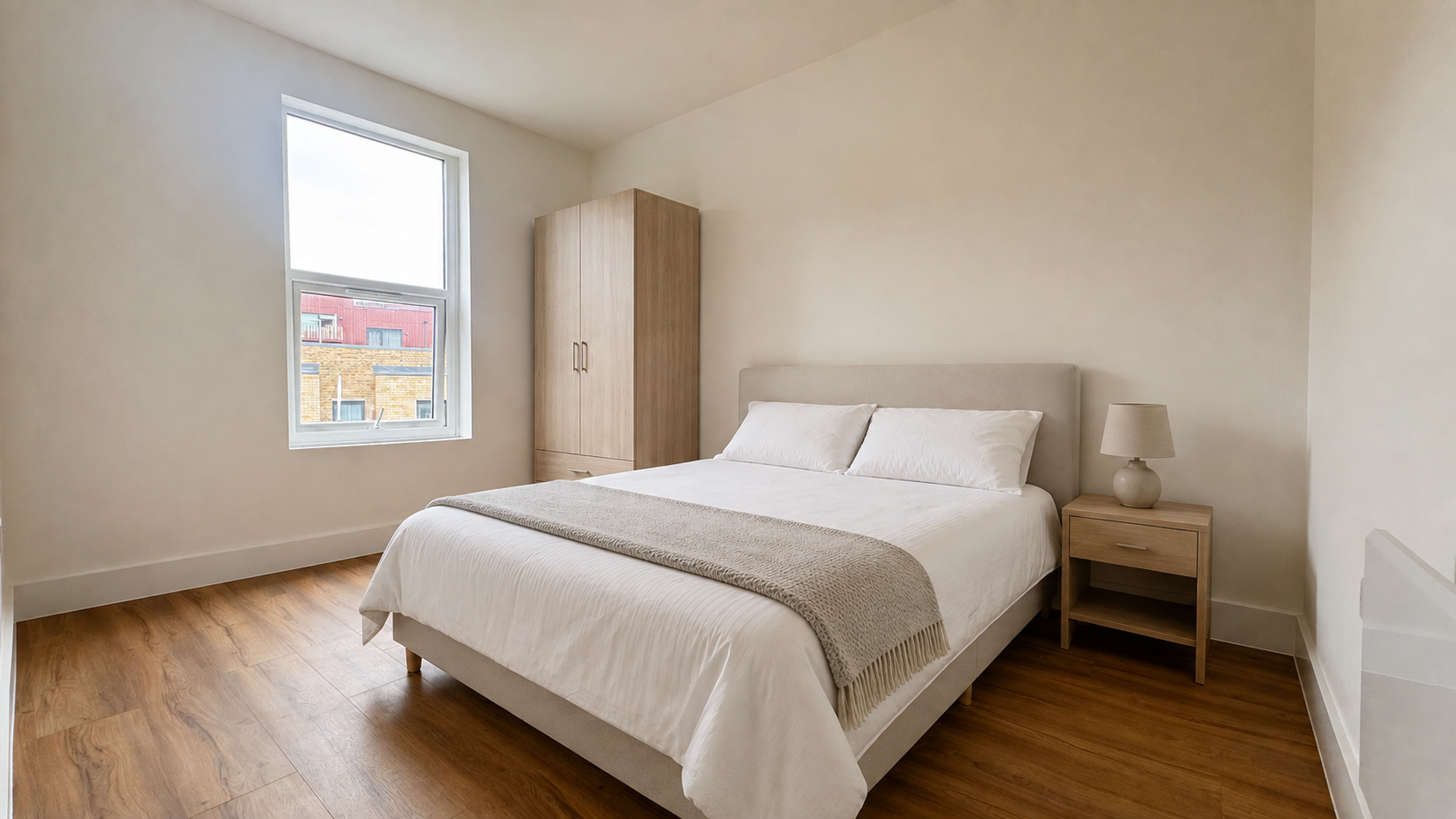 Room Willenhall Road in Greater London