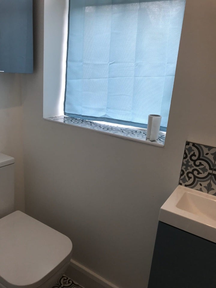Room Darley Avenue in Farnworth