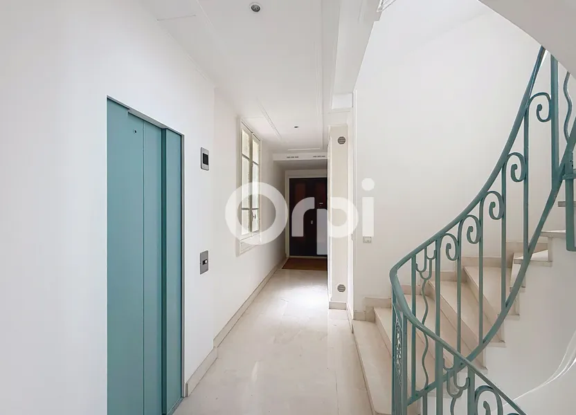 Appartement Rue Olivier de Serres à Paris