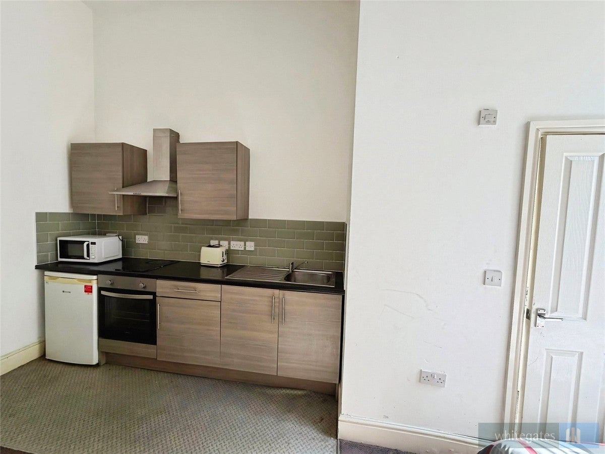Flat Croxteth Drive in Liverpool