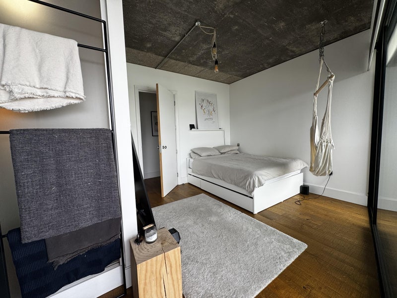 Flat Mentmore Terrace in Greater London