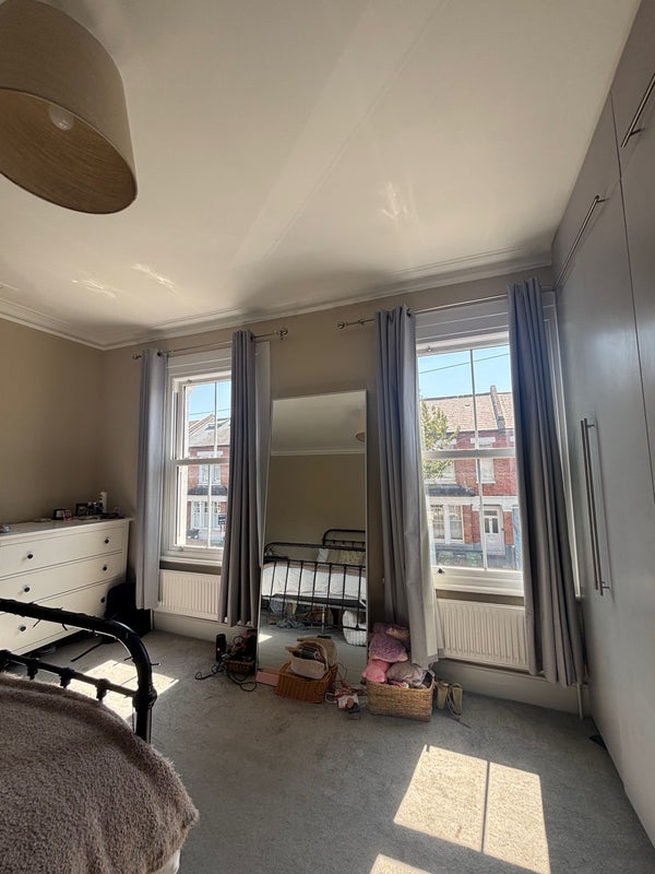 Room Margate Road in Greater London