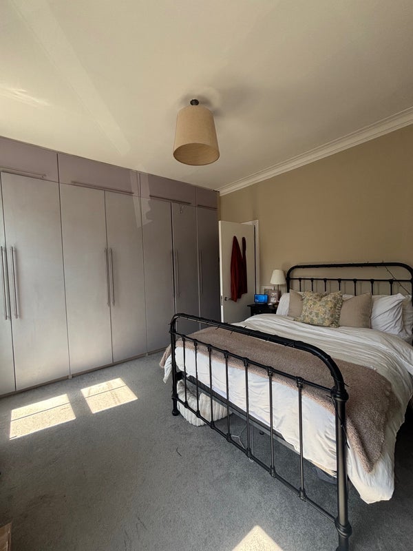 Room Margate Road in Greater London