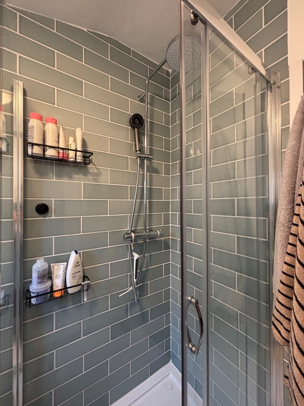 Room Margate Road in Greater London