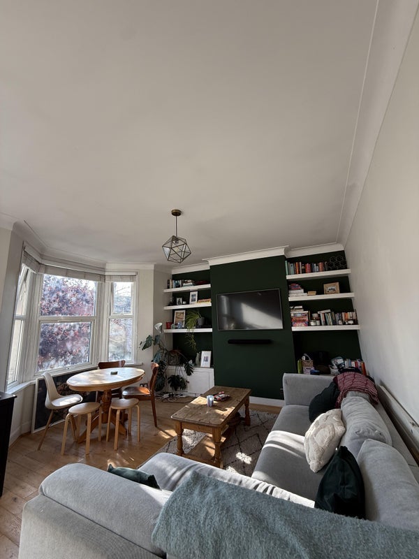 Room Second Avenue in Greater London