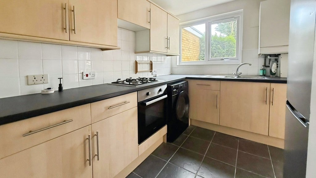 House Romany Close in Letchworth
