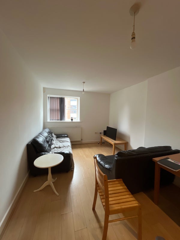 Room Wynnstay Grove in Manchester