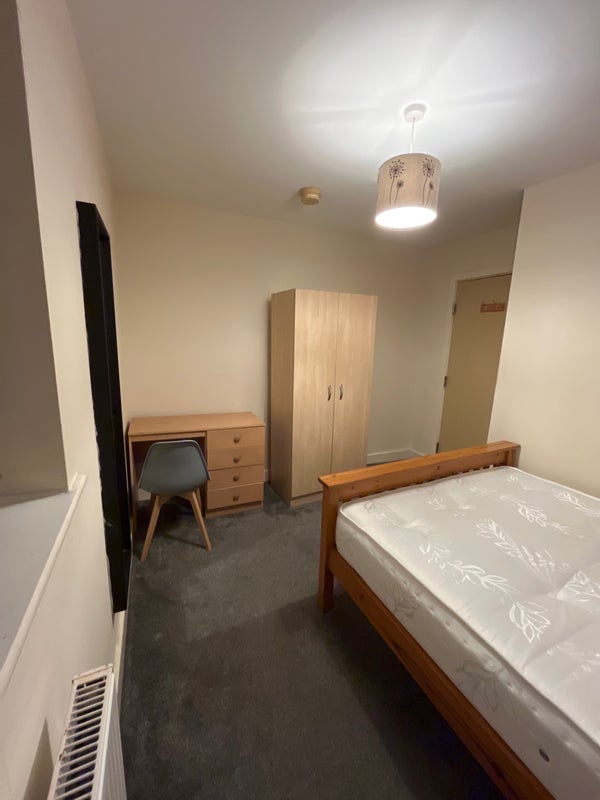 Room Wynnstay Grove in Manchester
