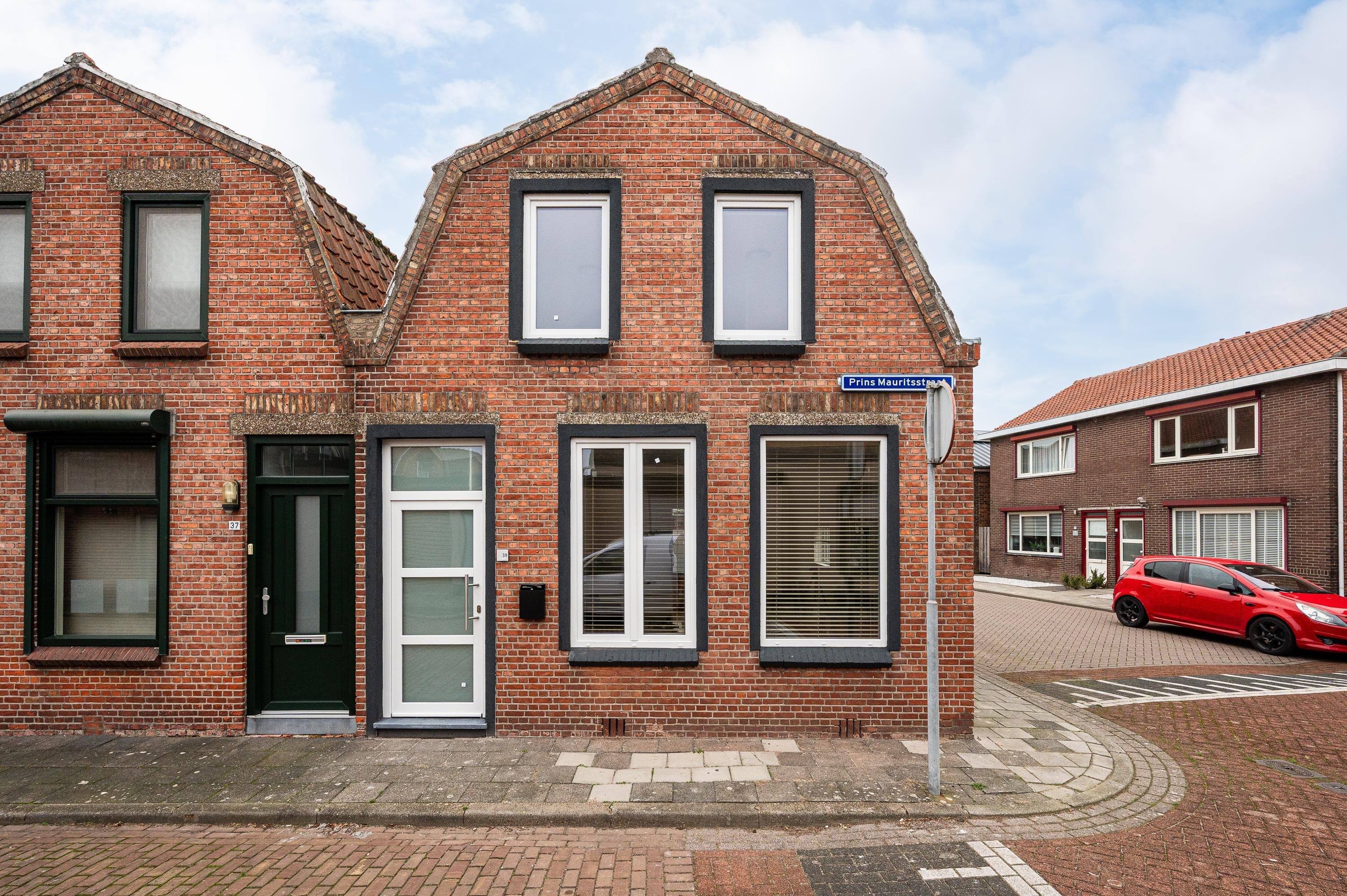 Huis Prins Mauritsstraat in Axel