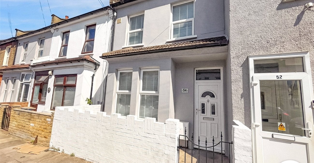 House Bannockburn Road in Greater London