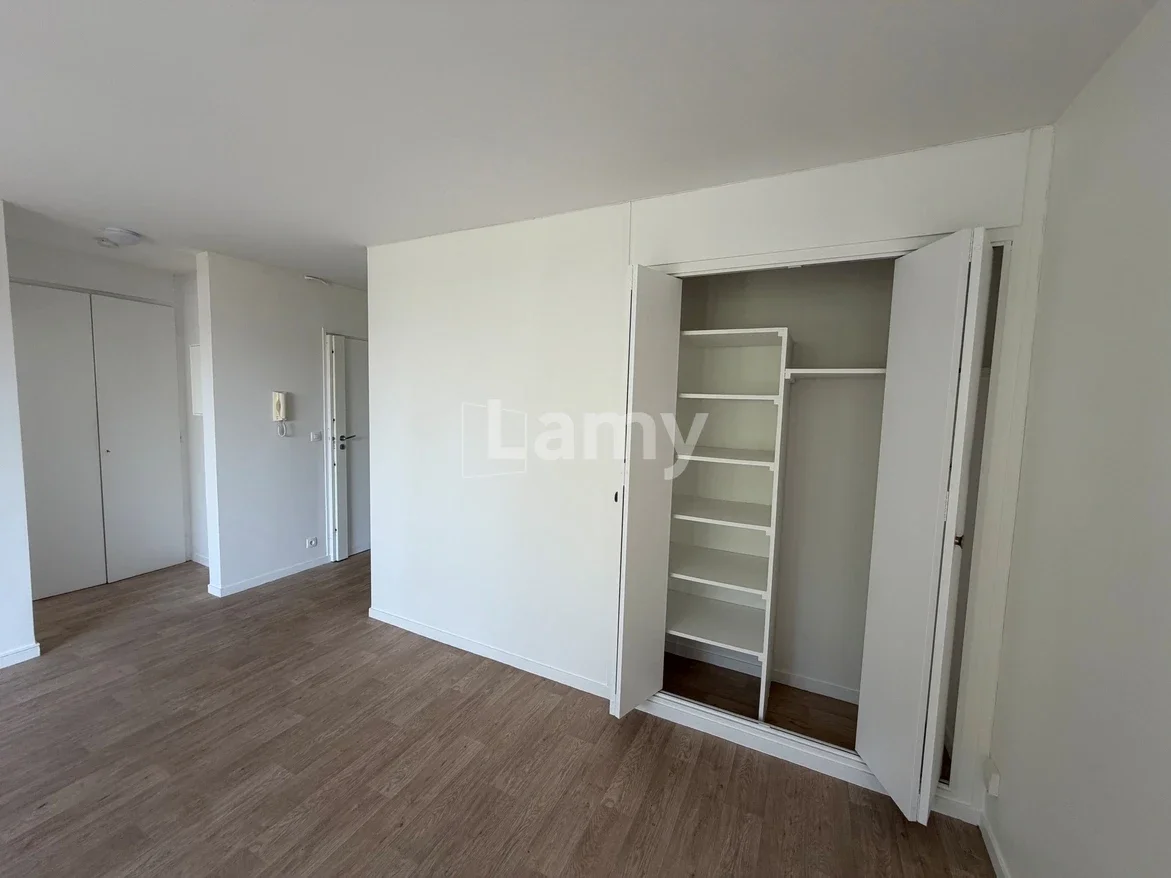 Appartement Avenue Marie Amelie à Chantilly