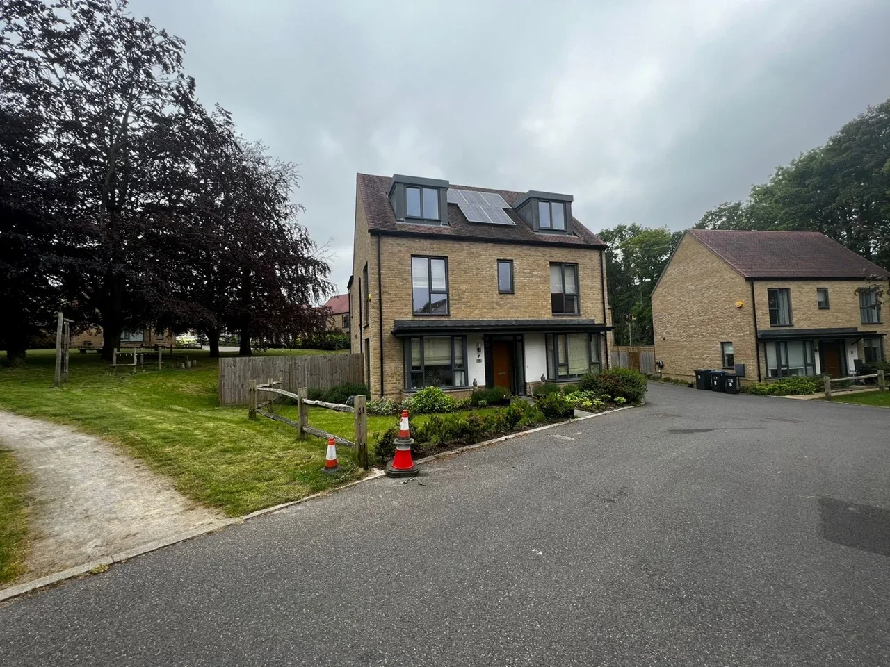 House Chaplin Place in Greater London