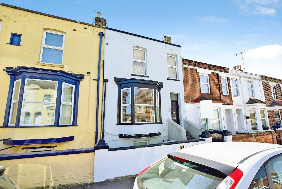 Flat Alexandra Road in Thanet