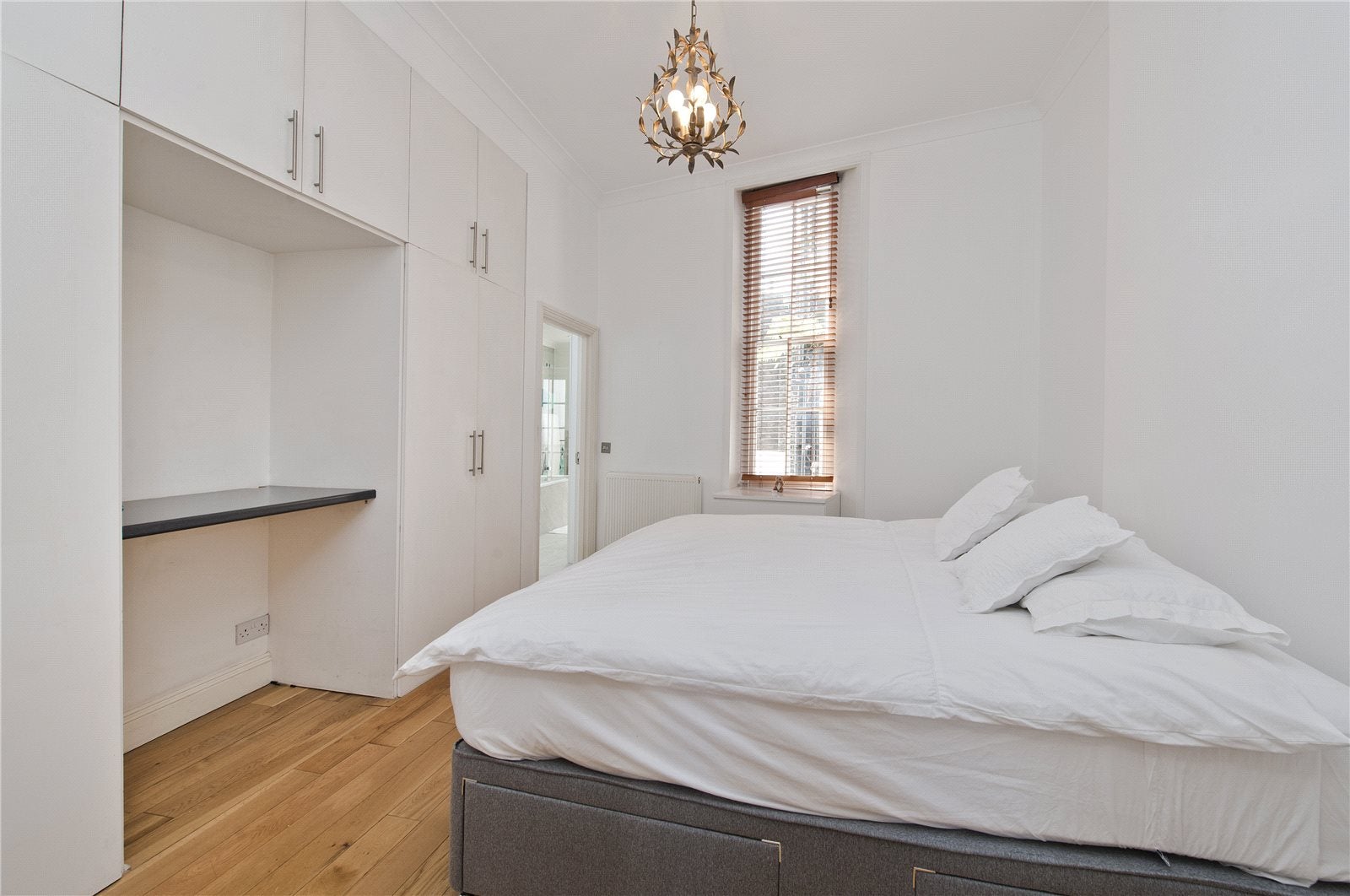 Flat Alma Square in City of Westminster