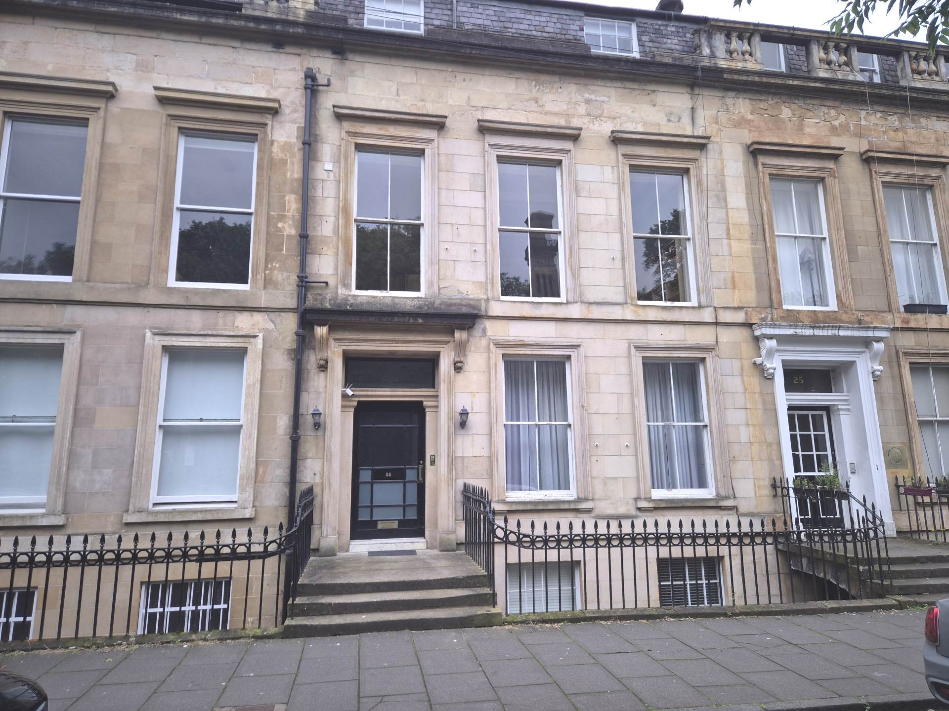 Flat Woodside Place in Glasgow