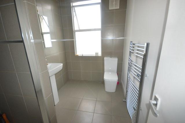 Room Devonport Road in Greater London