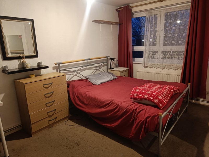 Room Stranraer Way in Greater London