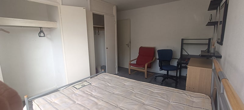 Room Stranraer Way in Greater London