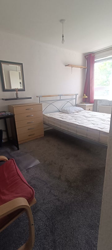 Room Stranraer Way in Greater London