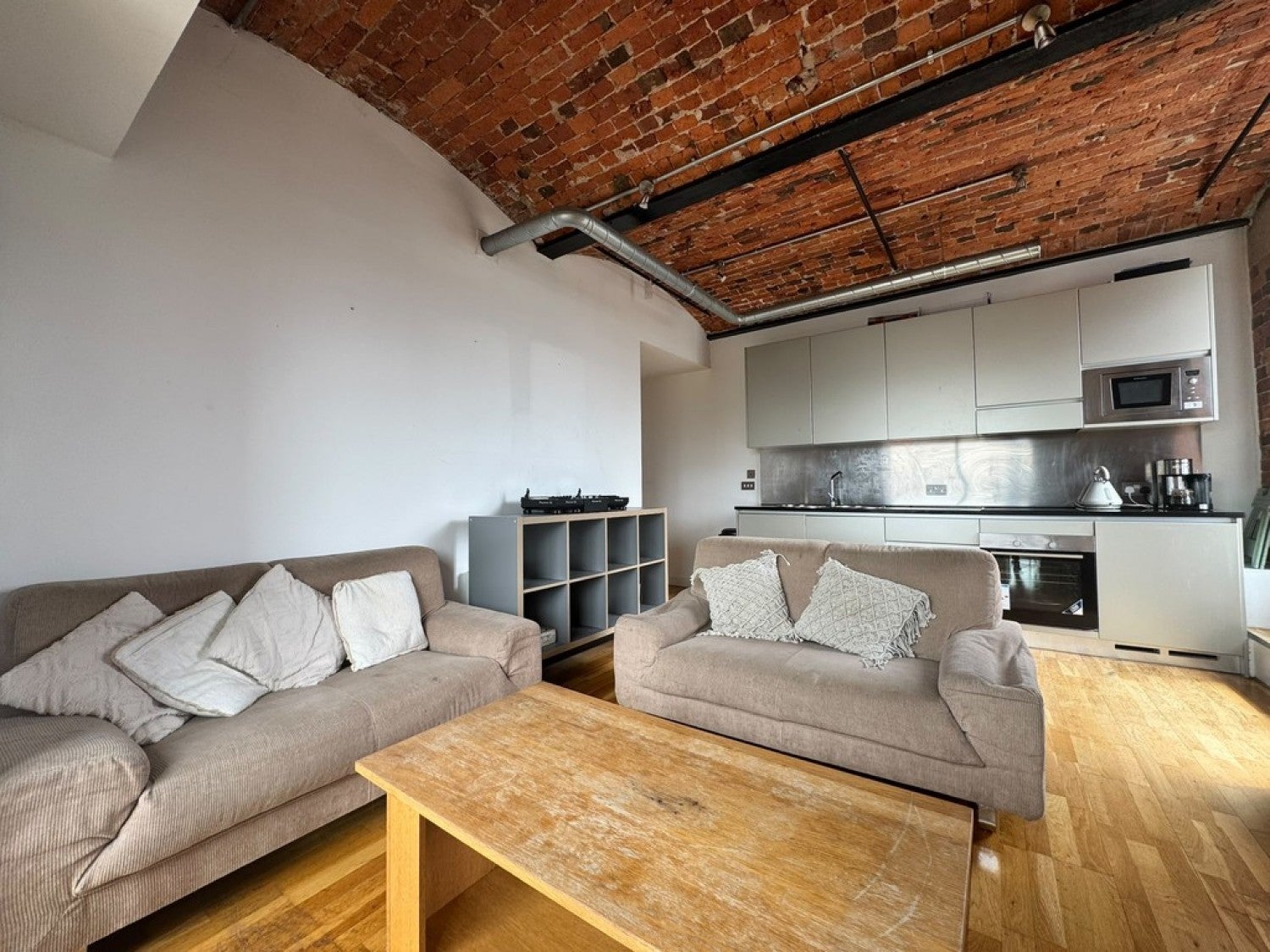 Flat Roberts Wharf in Leeds