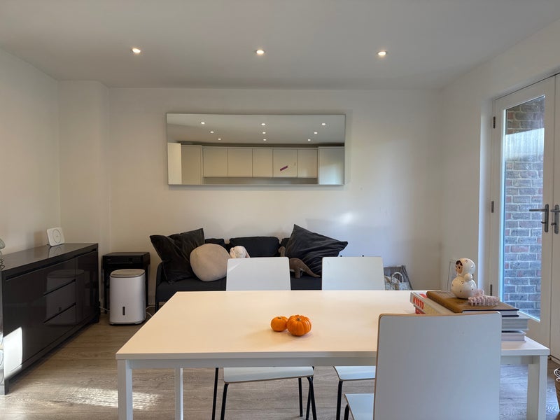Room Durward Street in Greater London
