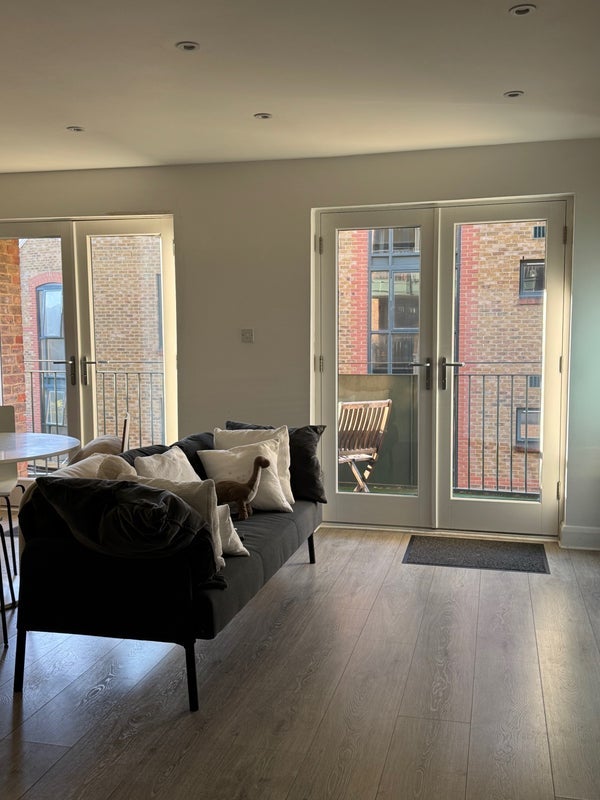Flat Durward Street in Greater London
