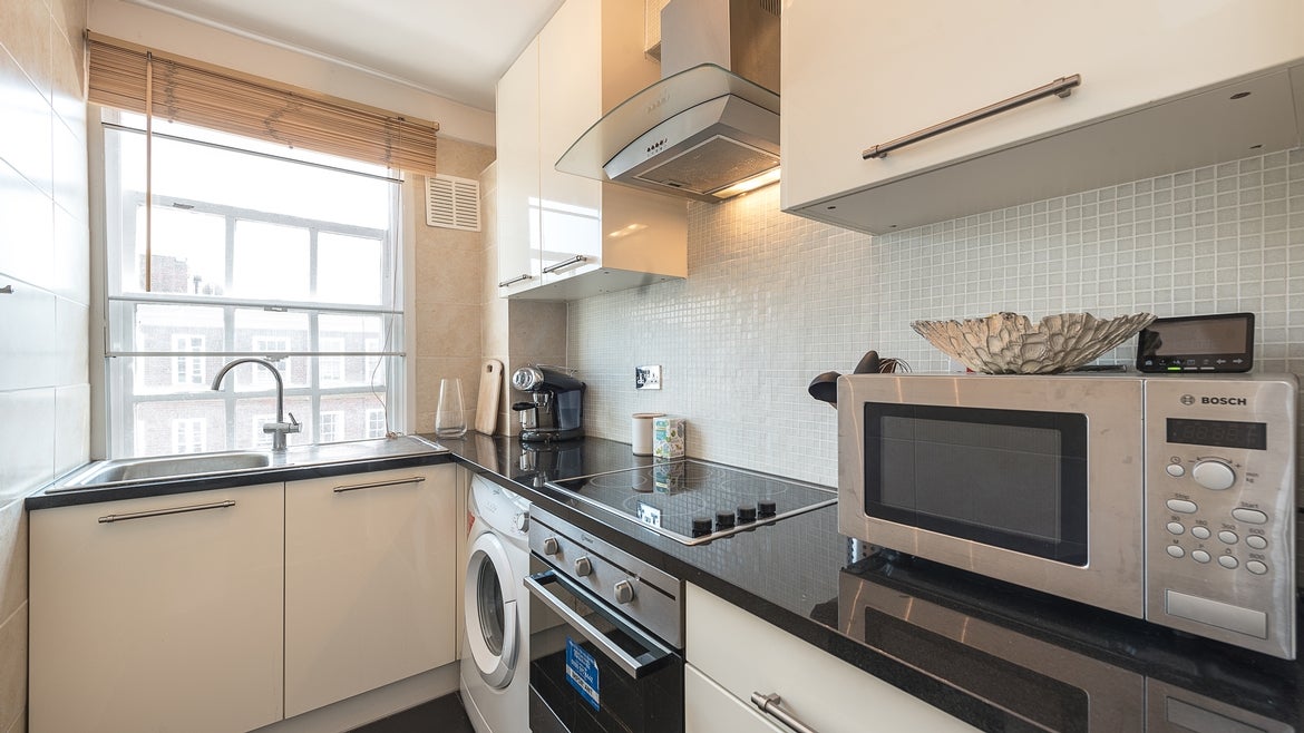 Flat Kendal Street in City of Westminster