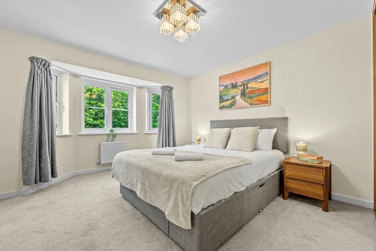 House Calliope Crescent in Stratton St. Margaret