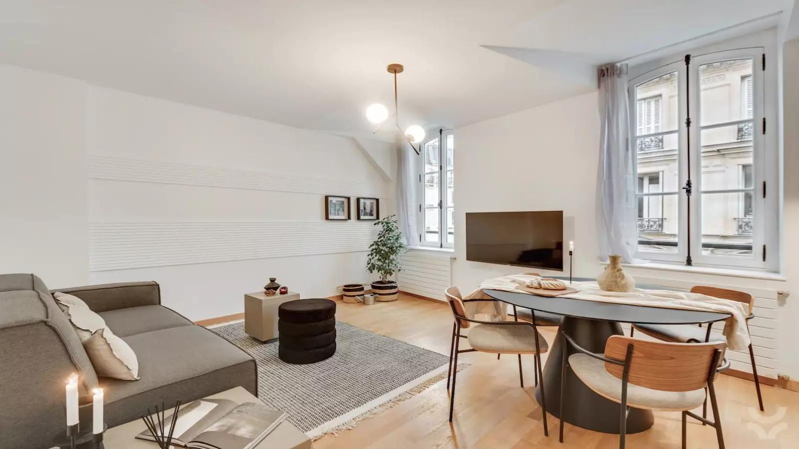 Flat Rue Mauconseil in Paris
