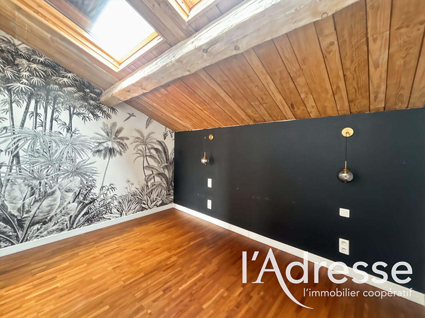 Flat Avenue Aristide Briand in Saint-Cyr-sur-Mer