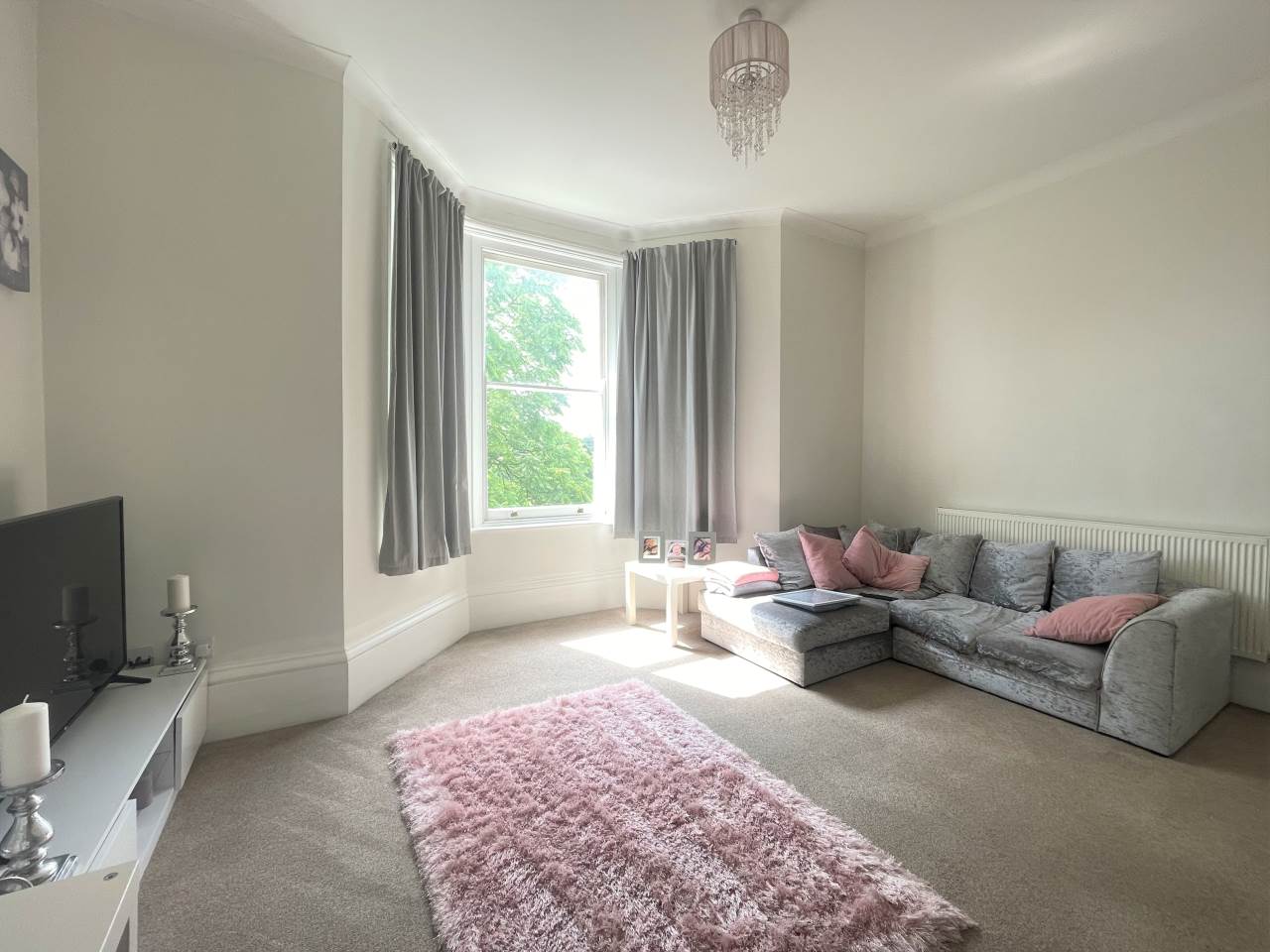 Flat Woodbury Park Road in Tunbridge Wells