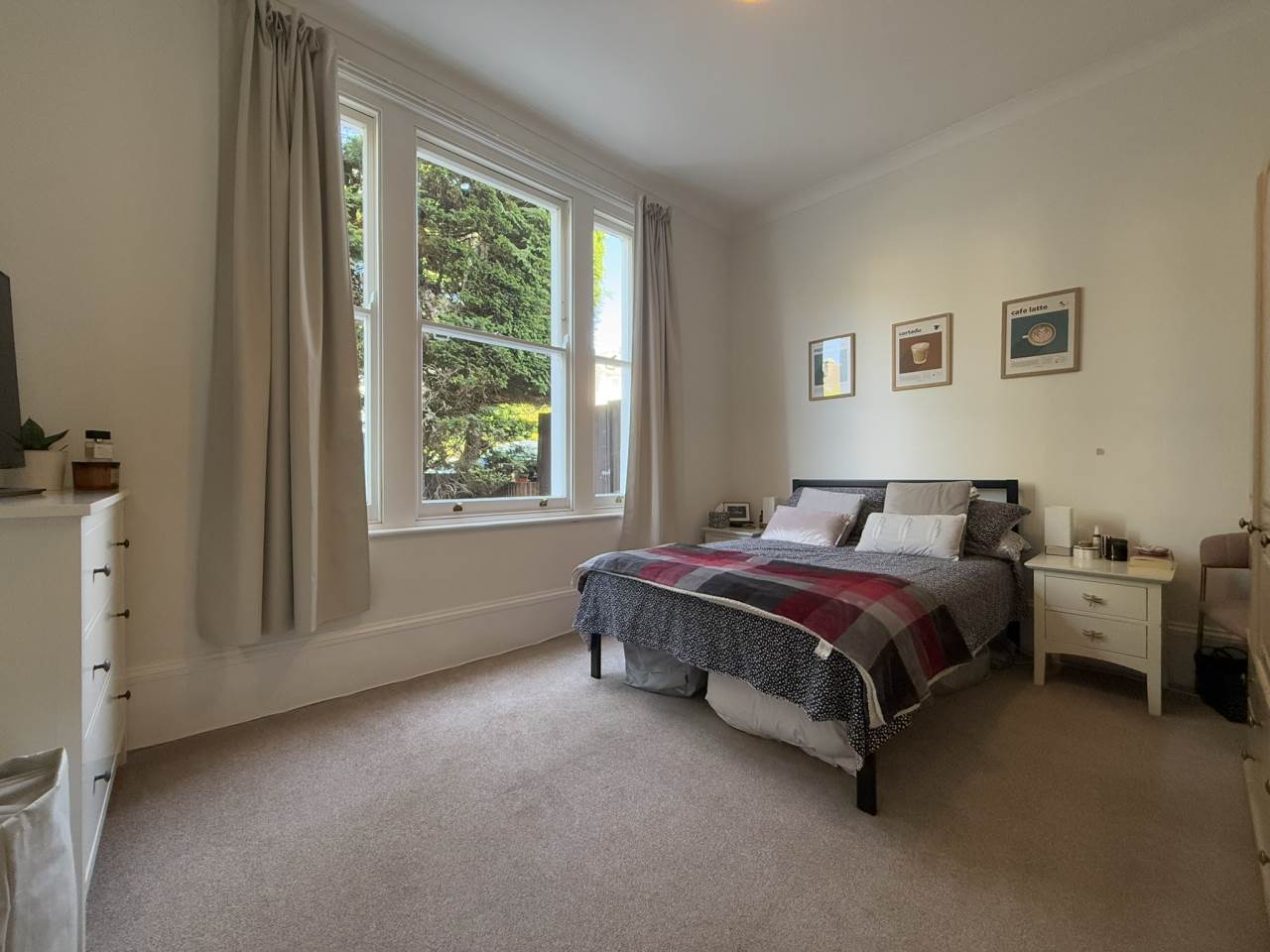 Flat Woodbury Park Road in Tunbridge Wells