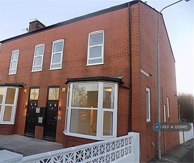 House Fylde Street in Farnworth