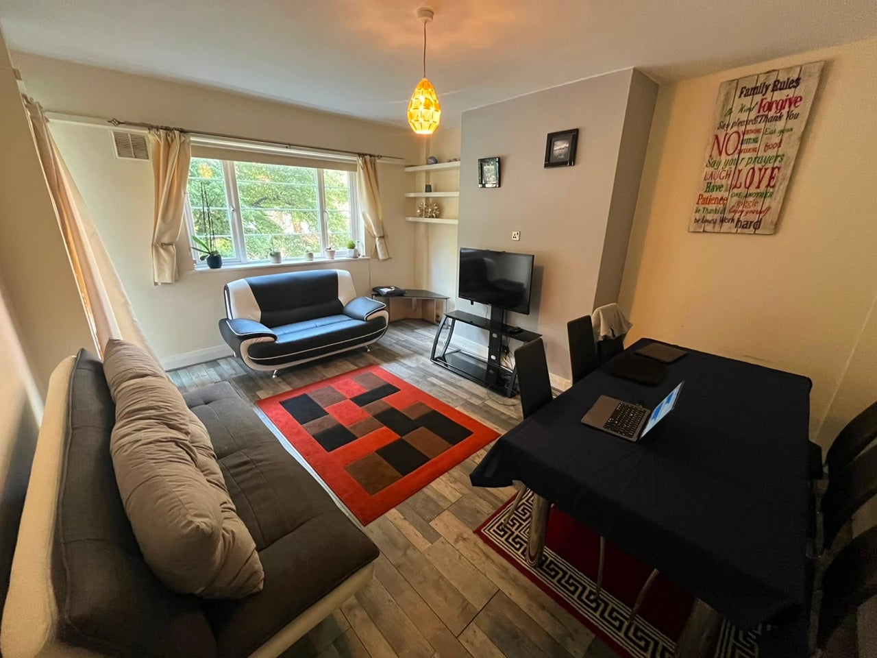 Flat West End Lane in Greater London