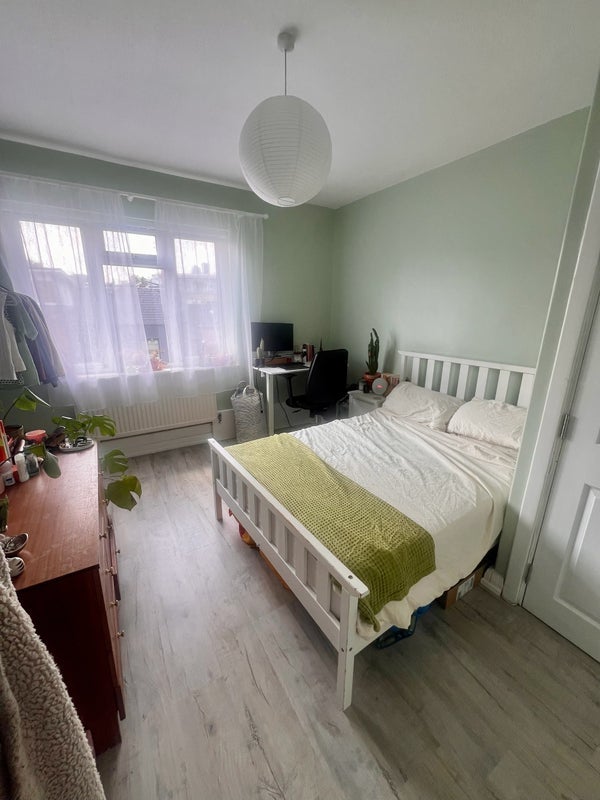Room Porlock Street in Greater London